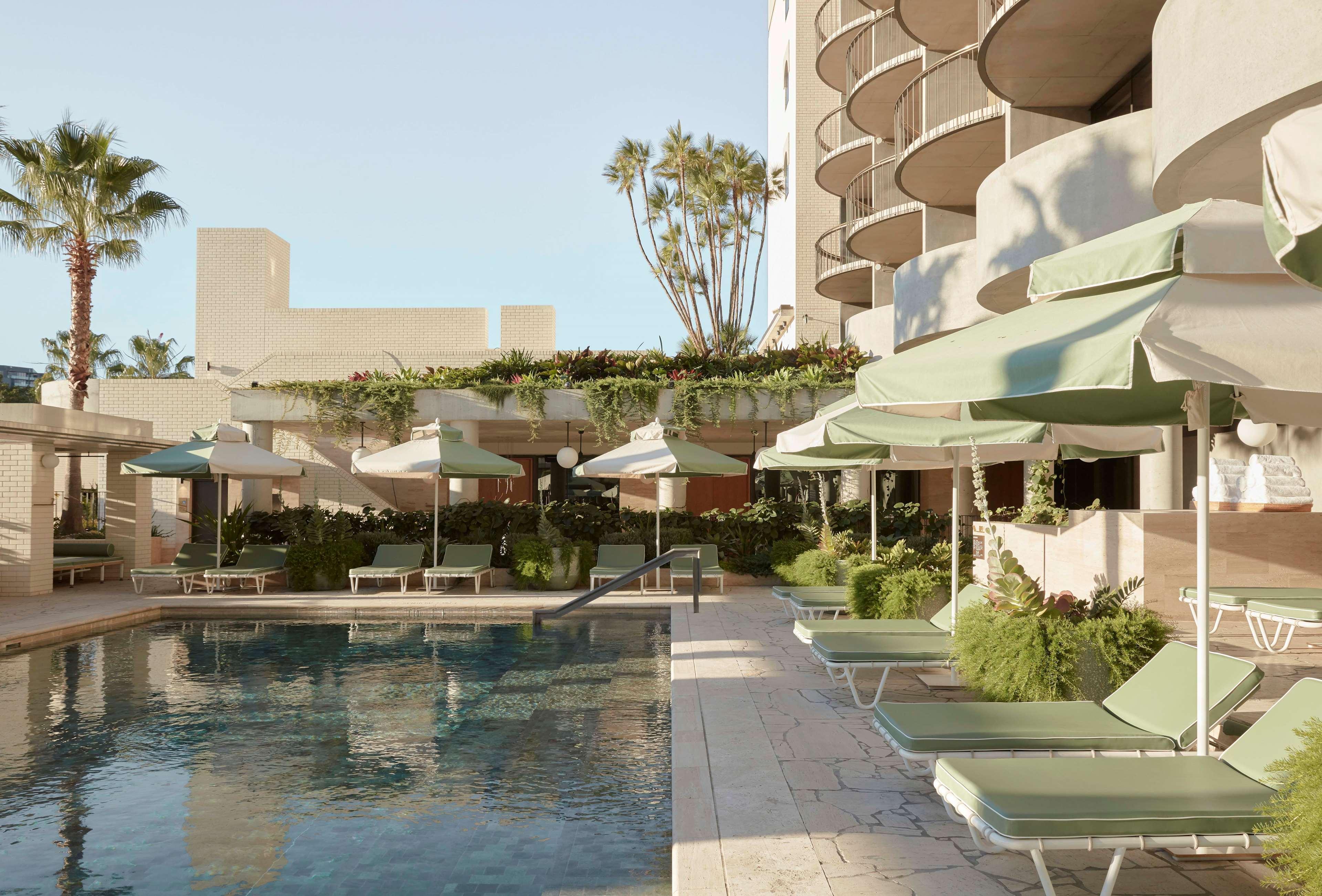 The Calile Hotel Brisbane Exterior foto The pool at the Hotel